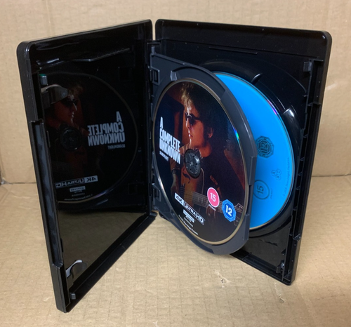 A Complete Unknown 4K Ultra HD + Blu-ray - Picture 5 of 5