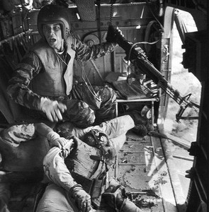 vietnam war gunner door yankee papa burrows larry army pilot farley wounded machine james crew jammed gun during board magel