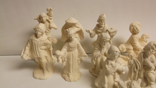 Juego de 19 piezas de cerámica blanca bisque pesebre de vacaciones de Navidad guardería escala 5 - Imagen 9 de 12