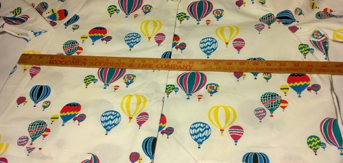 Landau Hot Air Balloon Scrub Top Women XL White Colorful Snap Long Sleeve NEW - Picture 3 of 13