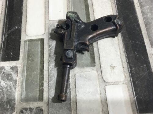 Victory Brass Toy Gun - Picture 4 of 7