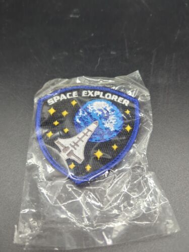 Explorador espacial con parche triangular redondeado - Imagen 3 de 4