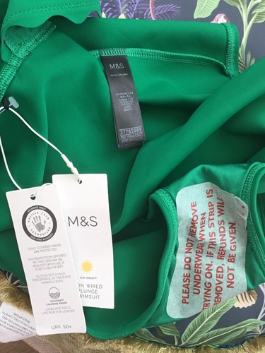 M&S Collection Green Scalloped Swimsuit Size 22 New With Tags Swimming Costume - Picture 5 of 10