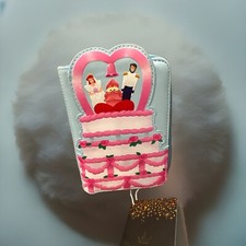 NUEVO Cartera Loungefly La Sirenita Pastel de Boda Ariel Sebastian Cremallera Alrededor