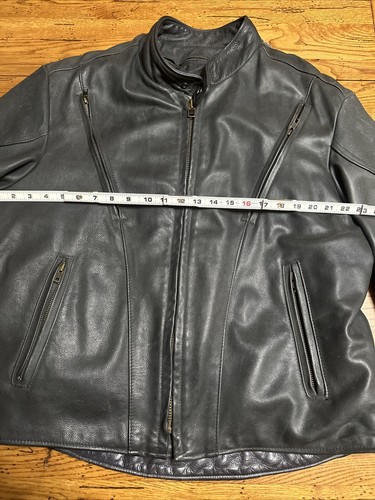 Chaqueta motera de cuero excelente vintage hecha en EE. UU. talla 48 - Imagen 7 de 15