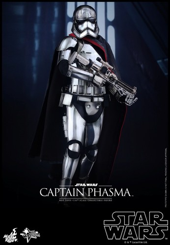 Hot Toys MMS328 Star Wars:The Force Awakens Captain Phasma 1/6 Figure - Picture 7 of 13
