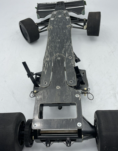 For parts TAMIYA F101 F-101 chassis only - Picture 11 of 14
