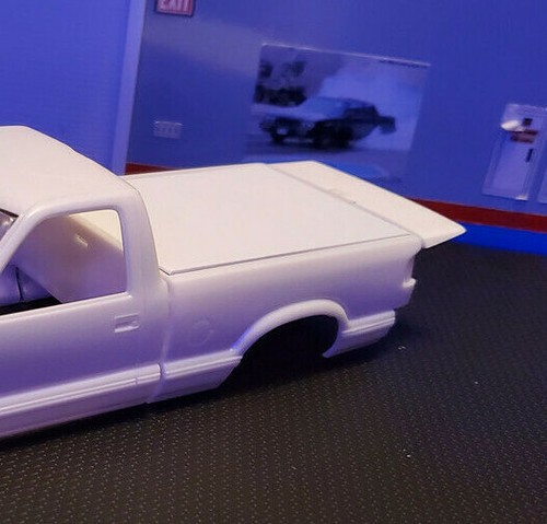 Resin Rear Spoiler Wing for '95 GMC Sonoma SLS & '94/95/96 S-10 AMT 1/25. HOT! - Picture 9 of 10