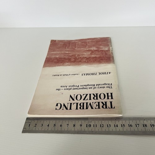Trembling Horizon The Story Of An Important Place - Fitzgerald Biosphere PB - Picture 5 of 15
