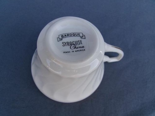 SYRACUSE CHINA *BAROQUE GRAY* ( LOT OF 6 ) CUP & SAUCER SETS UNUSED - Picture 5 of 6