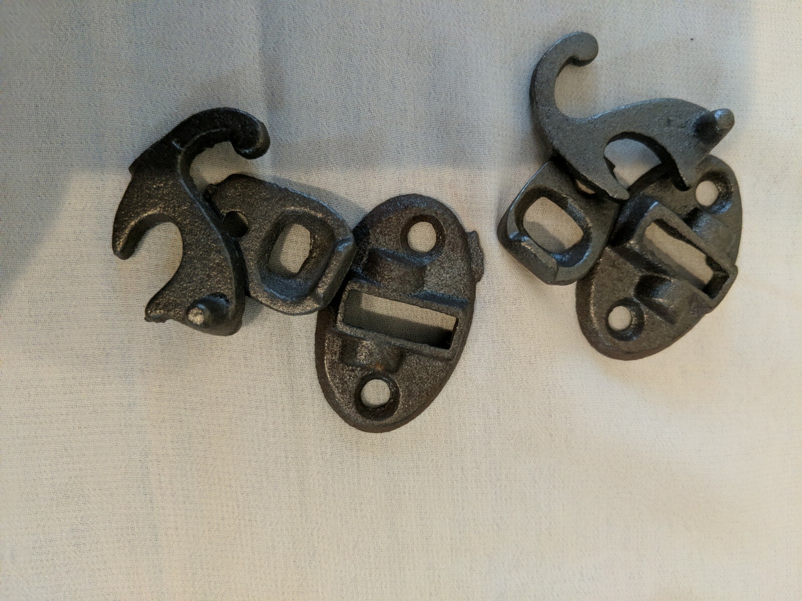 Picture 2 of 4