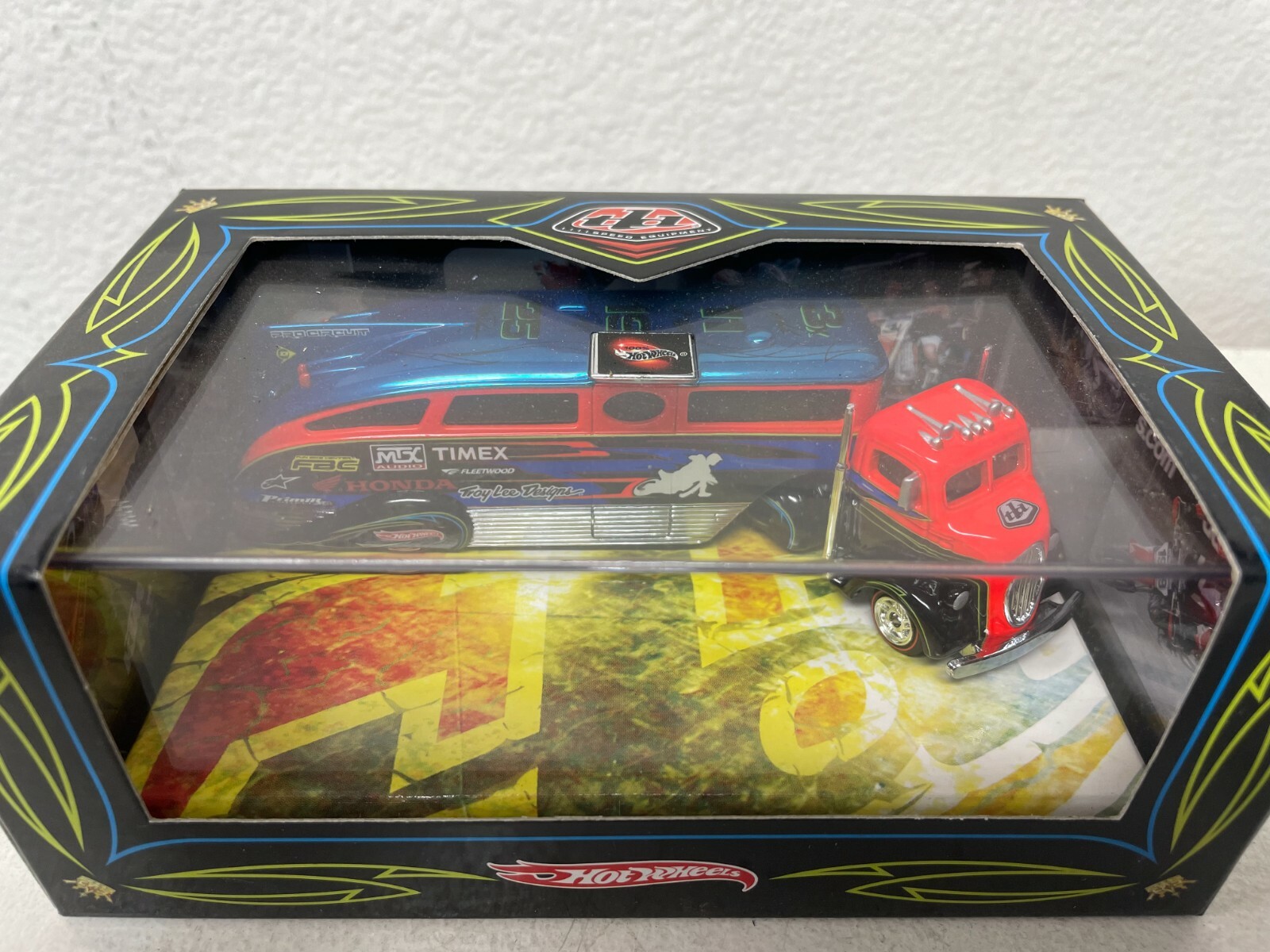 Hotwheels 直筆サインTroy Lee Designs Employee
