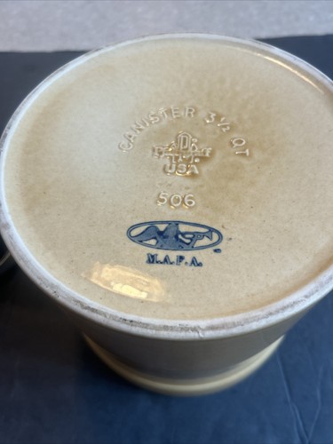 Pfaltzgraff Canister With lid MAFA Stencil Tree Blue/Tan 7.5” By 7.5” - Picture 6 of 7
