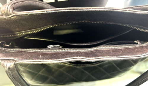 Schwarze gesteppte Chanel Tasche - Bild 5 von 7