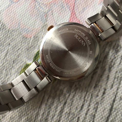 Bulova Uhr 98S147 Damen DIAMANT GALLERY Perlenzifferblatt Rose Stahl Saphir - Bild 4 von 7