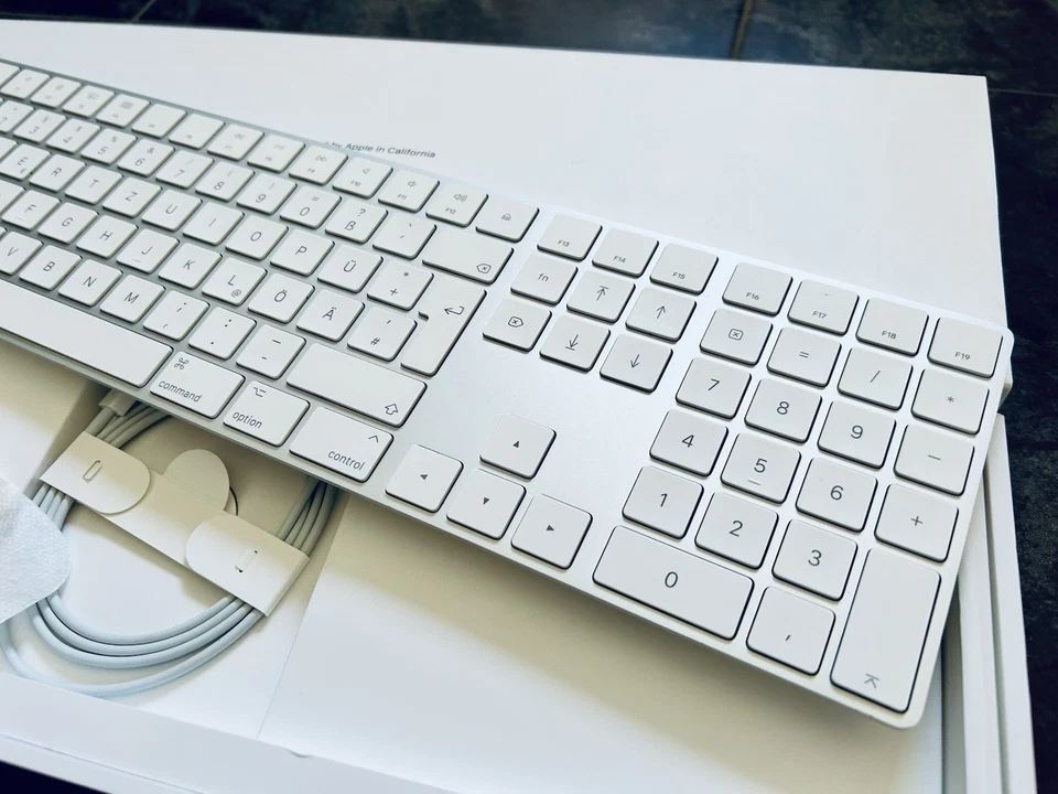 Set Apple Magic Keyboard mit Ziffernblock + Mouse 2 inkl. Ladekabel und OVP - Bild 3 von 4