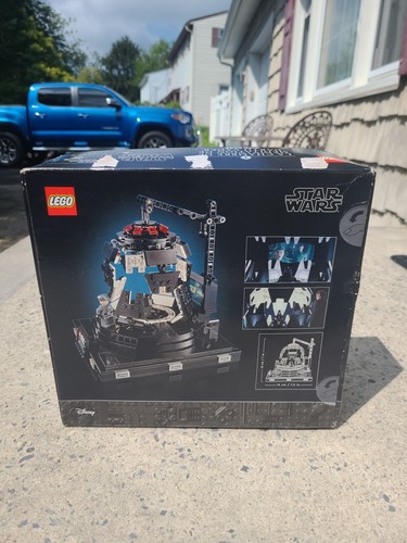 LEGO Star Wars: Darth Vader Meditation Chamber (75296) New *Box Damage* - Photo 3/4