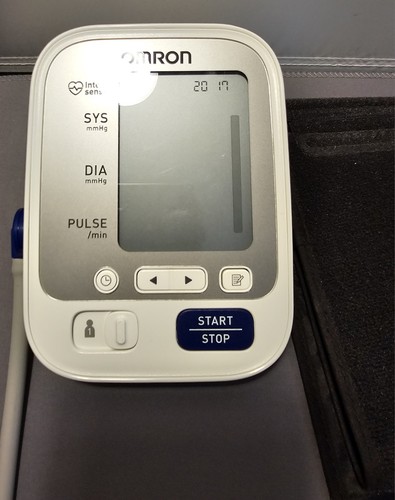 Omron BP742N 5 Series Advanced Accuracy Arm Blutdruckmessgerät - getestet - Bild 3 von 4