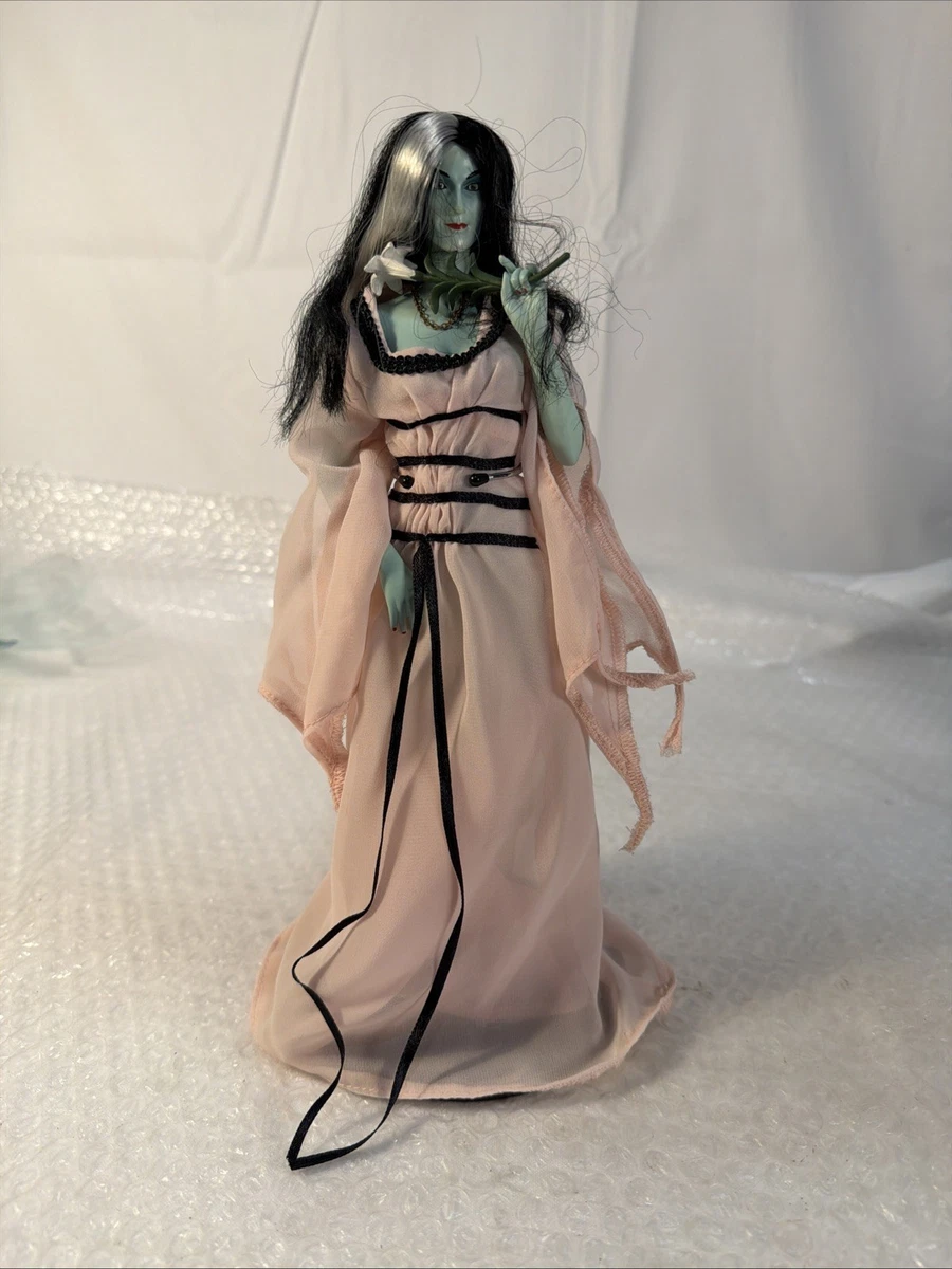 Lot De 3 Figurines Kayro The Munsters 1964 - Lilly, Eddie, Grandpa - Vintage Plastique