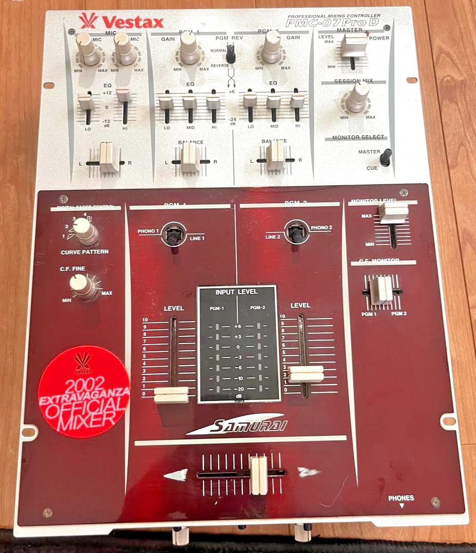 Vestax Samurai DJミキサー　PMC-07Pro D Vestax PMC-07 Pro D SAMURAI Professional Mixing Controller