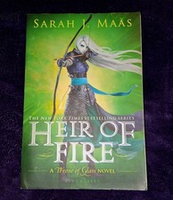 Throne of Glass HEIR OF FIRE PAPERBACK Sarah J Maas YA FANTASY oop