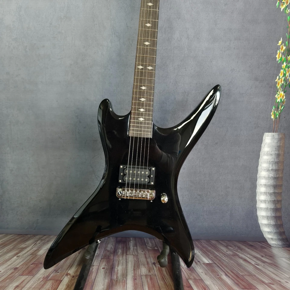 B.C. Rich Warlock Black E-Gitarre Mahagoni Korpus schwarzes Griffbrett - Bild 2 von 4