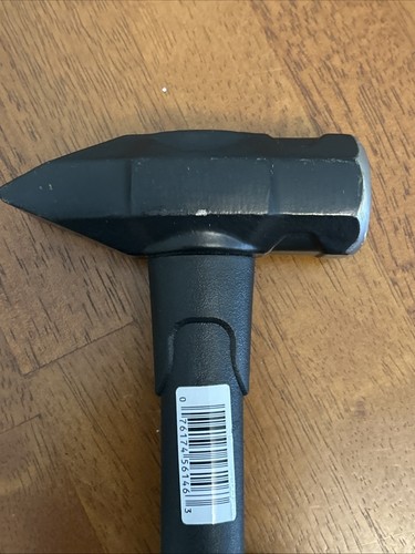 Dewalt 2 1/2 LB Fiberglass Blacksmith Hammer DWHT56146 - Picture 9 of 16
