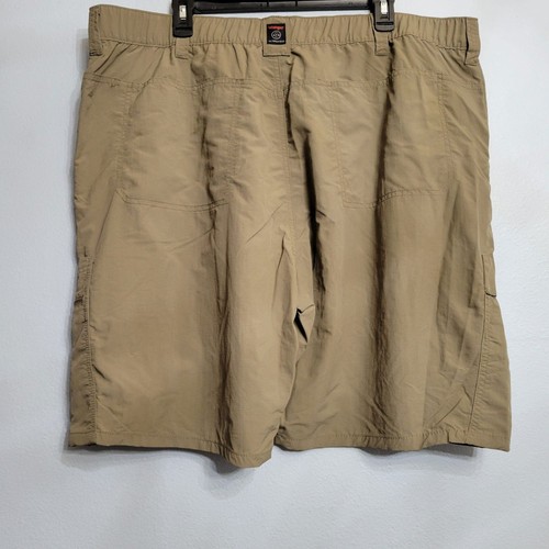 Neu mit Etikett Wrangler ATG Peak Cargoshorts für Herren hellbraun flexibel bequemer Bund schnelltrocknend Größe 42 - Bild 6 von 11