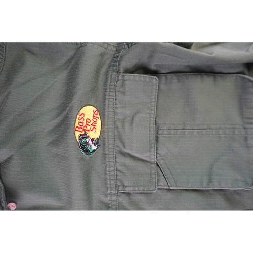Vintage Bass Pro Shops Mens Short Sleeve employee shirt - Picture 3 of 6