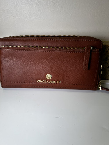 Vince Camuto Long Brown Leather Womens Wallet Zip Around 8x4x1”