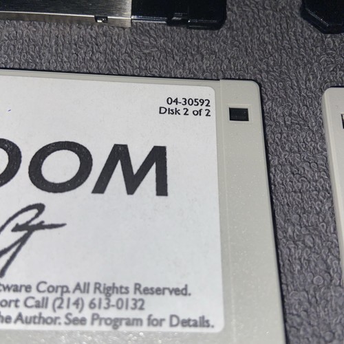 Doom IBM 3.5 Game by ID Software Big Box. 4 floppy disk - Picture 9 of 21