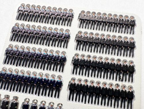 Microdesign 350234 PE 3D Figuras Marineros y Oficiales en Rango, Ejército Rojo Marina 1/350 - Imagen 5 de 5
