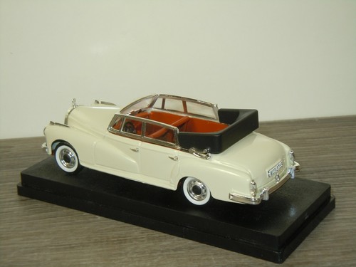Mercedes 300 D Open Cabriolet - Rio Italy 1:43 in Box *41502 - Picture 3 of 5