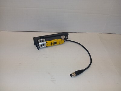 Keyence GS-71PC  Safety Interlock Door Switch 24V DC