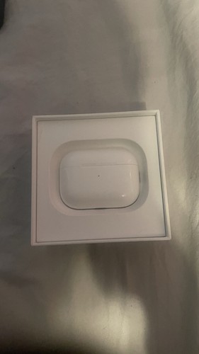 AirPod pro Second generation - Picture 2 of 7