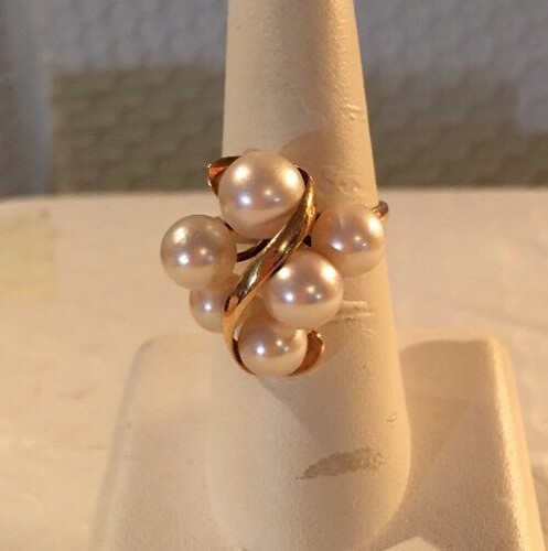 14kt Gold Pearl Ring🎁 - Picture 2 of 5