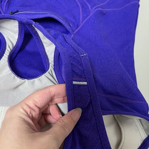 Athleta Racerback Compression Tank Womens Size L Purple Floral Built In Bra - Picture 9 of 13