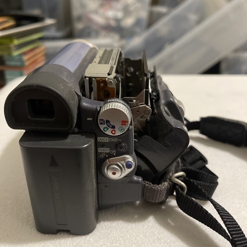 Panasonic PV-GS12 Mini DV Hybrid Camcorder Only - For Parts Read Description - Picture 3 of 6