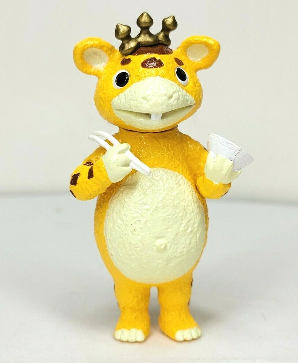 Booska Gashapon Kaiju Figure w/ Ramen Ultraman OVER 2