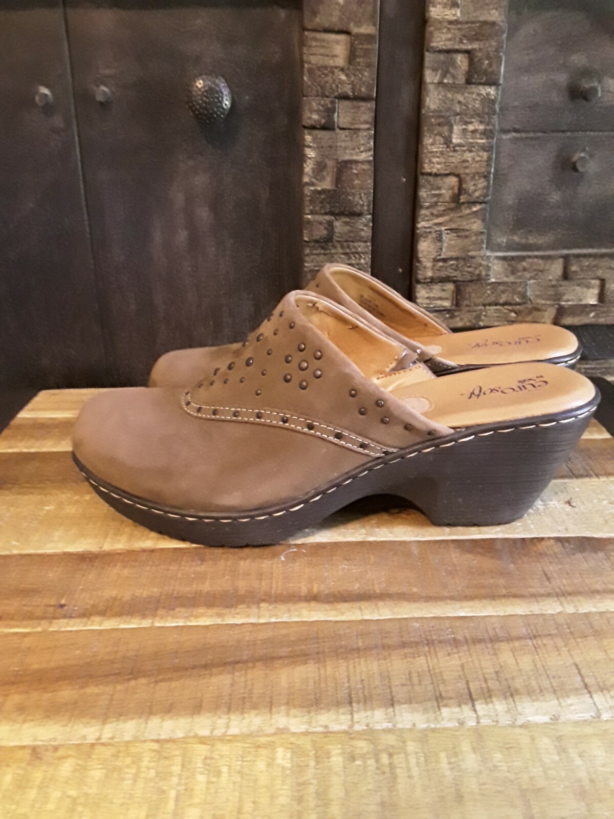 Euro Soft by Sofft Women's Bridget Hersher nubuck brown mule/clog Sz 9M GUC π Euro Soft by Sofft Women's Bridget Hersher nubuck brown mule/clog Sz 9M GUC π