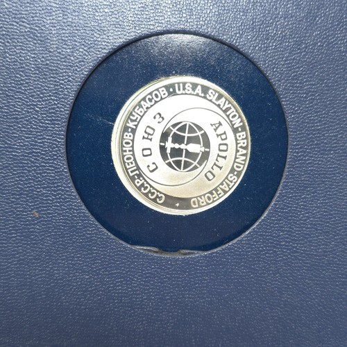 Sterling Silver Proof Coin & Stamps 1975 Apollo Soyuz-Mission Partners in Space - Picture 5 of 7