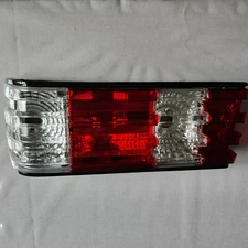 1986-1991 MERCEDES W126 S-Class 300/350/420/560 SD/SDL/SE/SEL TAILLIGHT RIGHT*