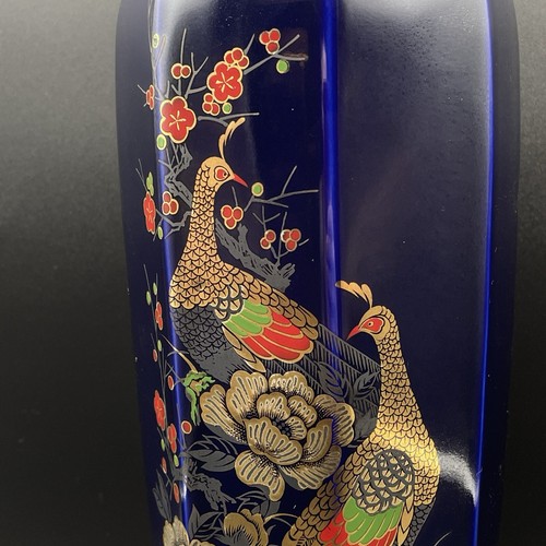"Florero japonés Kutani azul oscuro pavo real floral detalles dorados mediados de siglo moderno 11""" - Imagen 2 de 8