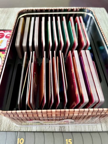 Sushi Go Party! The Deluxe Pick and Pass Card Game from Gamewright - Picture 7 of 10