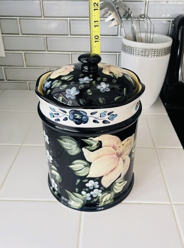 Vintage Kitchen Canister - Floral - Picture 7 of 7