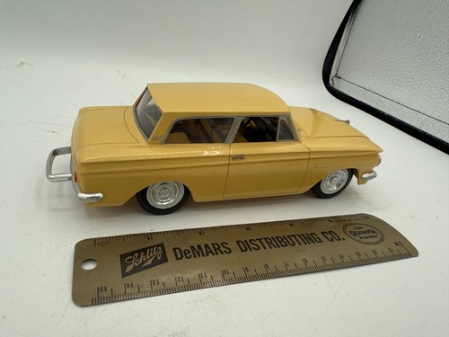 VINTAGE JO-HAN 1961 YELLOW RAMBLER AMERICAN DEALER PROMO CAR - Picture 1 of 15