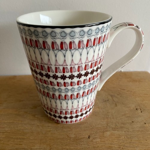 Signature Housewares großer großer Becher Medaillon Steinzeug bunt - 400 ml