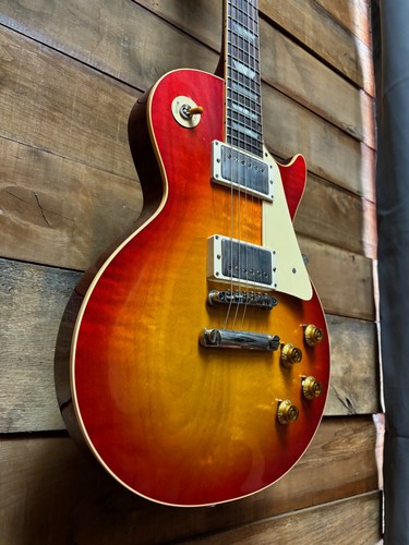Gibson R8 1958 Reissue Les Paul Washed Cherry Sunburst w/case