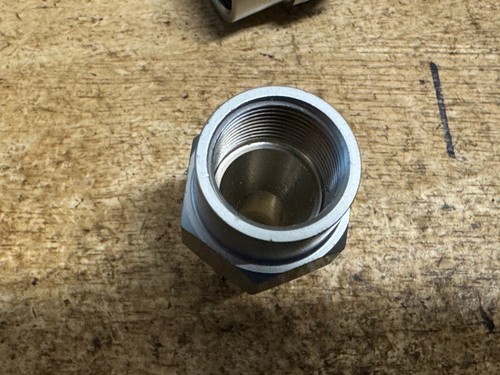 Harley WR WRTT WLDR Oil Line Barb Fittings Fit 37-52 WL & WR TROG Bobber - Picture 4 of 4