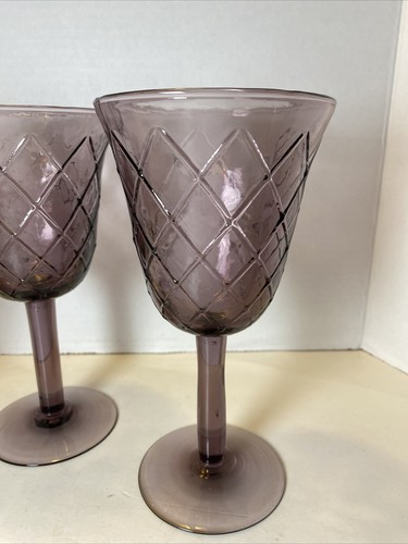 (3) Hand Blown Amethyst Wine Glasses / Goblets With Diamond Lattice Pattern - Picture 4 of 12